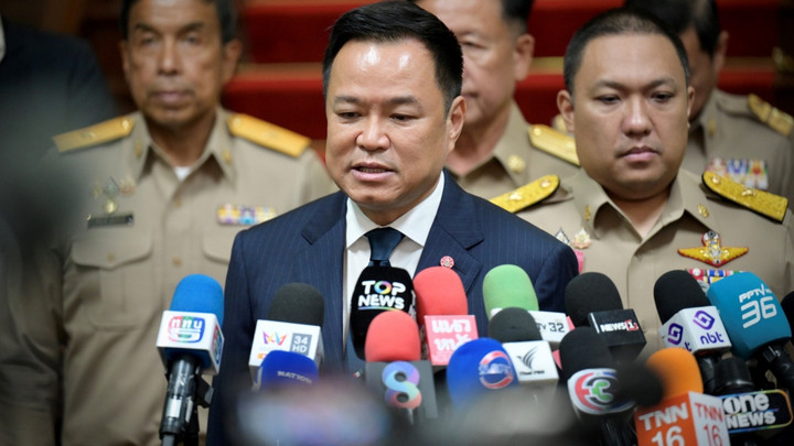 "อนุทิน" โยน "วรภัค" เคลียร์ตัวเองปมสแกมเมอร์ จ่อคุย "ทรัมป์" ดีลภาษีใหม่