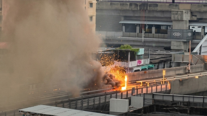 Fire erupts along MRT Blue Line, forcing temporary service suspension