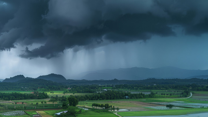 สภาพอากาศวันนี้ เตือนฝนหนักถึงหนักมาก เหนือ-อีสาน-กลาง กทม.ฝน 80%