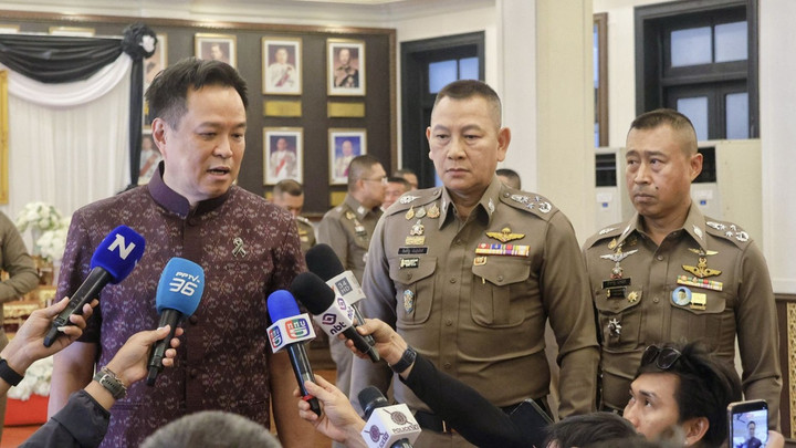 "อนุทิน" ขอโทษประชาชน ลั่นไม่ท้อ-รับฟังเสียงวิจารณ์น้ำท่วม 