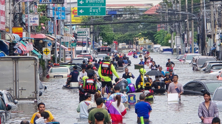 ปภ.ประกาศเขตช่วยเหลือภัยพิบัติน้ำท่วม กทม. 38 เขต 118 แขวง