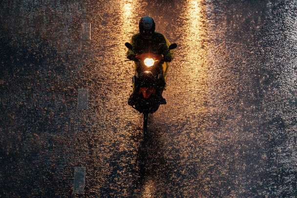 สทนช.เร่งระบายน้ำ รับฝนระลอกใหม่ 9–11 ต.ค. เตือน 14 จังหวัดภาคใต้เฝ้าระวัง