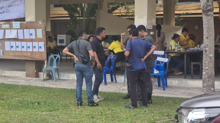 เกิดเหตุทำร้าย ตร.ขณะดูแลหน่วยเลือกตั้งใน จ.สงขลา