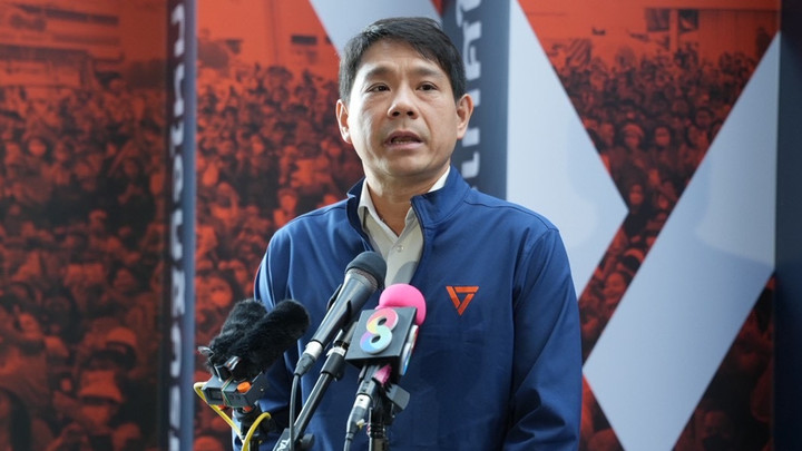 ปชน.ยันผู้สมัคร สส.กทม.ถูกออกหมายจับ เร่งเปลี่ยนตัวผู้สมัครให้ทัน 31 ธ.ค.