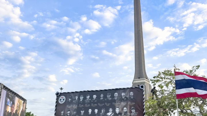 วันทหารผ่านศึก จัดพิธีบรรจุอัฐิ 42 วีรชนสละชีพชายแดนไทย-กัมพูชา