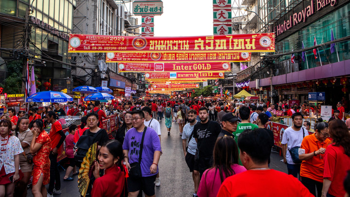 “ตรุษจีน” เงินสะพัด 5.4 หมื่นล้าน ผู้บริโภคปรับพฤติกรรมรับมือราคาสินค้า