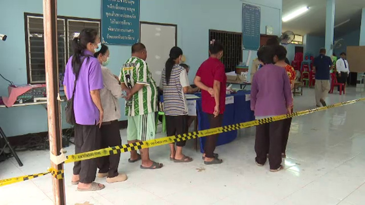 ประชาชนแห่ใช้สิทธิเลือกตั้งใหม่ หน่วยที่ 3 ไชยสถาน จ.น่าน