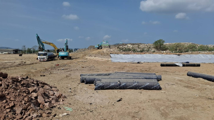 คพ. - จ.สงขลา เร่งกำจัดขยะตกค้าง 2.5 แสนตัน เหตุน้ำท่วมหาดใหญ่ 