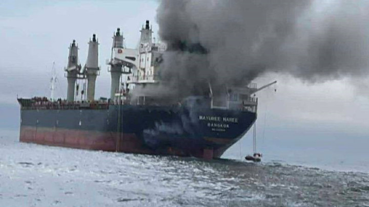 เรือสินค้าไทยโดนหางเลข สัญญาณอันตรายหลังอิหร่านปิด "ฮอร์มุซ"