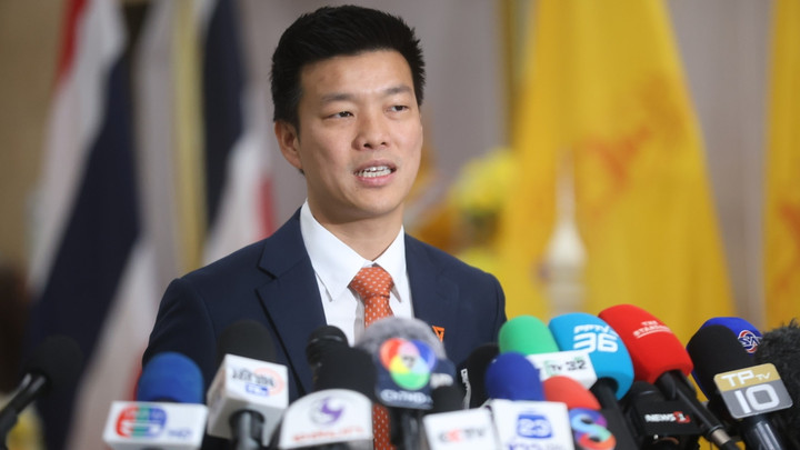 "ณัฐพงษ์" ยัน ปชน.ส่งชื่อชิงนายกฯ ยันไม่ตั้งรัฐบาลแข่ง ย้ำหวังสื่อสารกับประชาชน