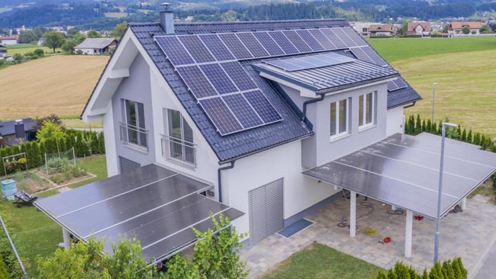 โซลาร์รูฟท็อปยอดจองพุ่ง คนแห่ติดตั้งหวังลดหย่อนภาษี-ประหยัดค่าไฟ