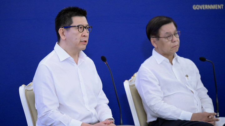 "เอกนิติ" ชี้แจงเลิกอุดหนุนราคาน้ำมันป้องกันซ้ำรอยวิกฤตปี 40