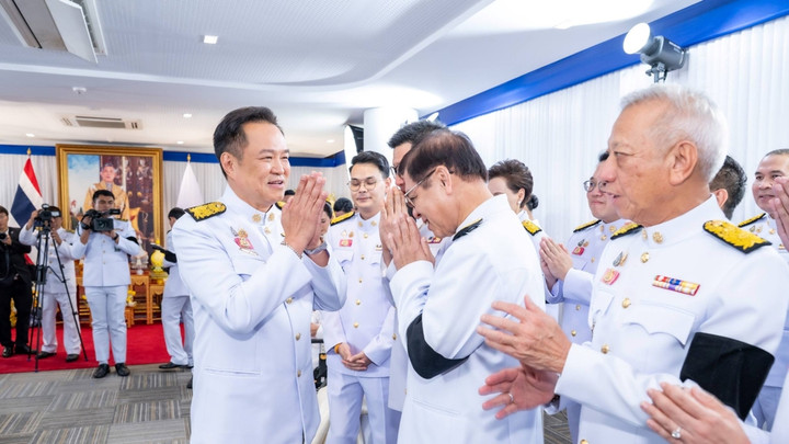 โปรดเกล้าฯ แล้ว ครม. อนุทิน 2 บ้านใหญ่บุรีรัมย์ 4-ไทยเศรษฐ์ 2