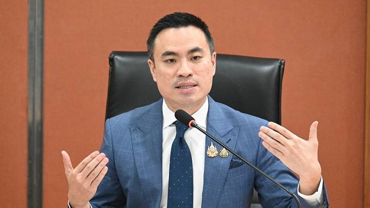 เรียกถกโรงกลั่น 7 เมย. พบ 6 วันแรกเดือน เม.ย.ค่าการกลั่นพุ่งลิตรละ 17 บาท