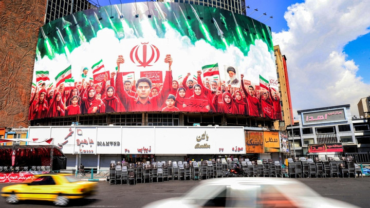 อิหร่านระดม "โล่มนุษย์" ออกมาปกป้องโรงไฟฟ้าทั่วประเทศ