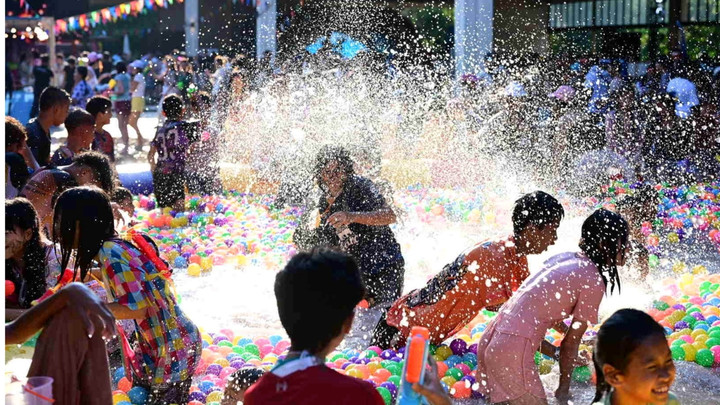 กทม.ชวนสรงน้ำพระพุทธสิหิงค์ มีขบวนอัญเชิญไปศาลาว่าการ กทม.วันนี้