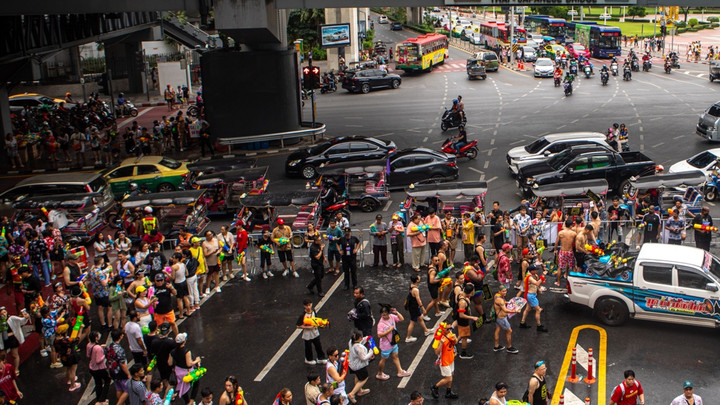 ตร.เผยสถิติ 2 วันแรก "สงกรานต์ 2569" พบ "ไม่สวมหมวกนิรภัย-ขับรถเร็ว" สูงสุด