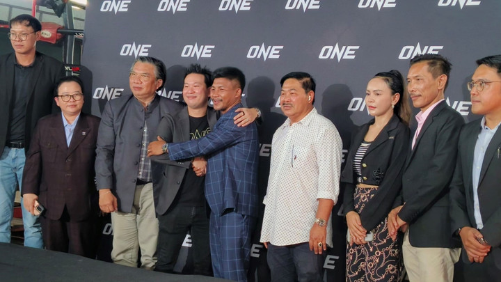 "รถถัง" เคลียร์ ONE จบด้วยดี ถอนฟ้อง-ยกเลิกสัญญา ขึ้นชก 29 เม.ย.แบบอิสระ