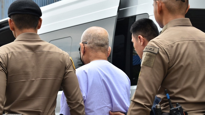 จำคุก "ทิดแย้ม" 50 ปี คดียักยอกเงินวัดไร่ขิง "สีกาเก็น" โดน 8 ปี