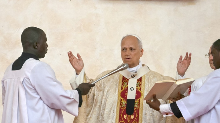 "โป๊ปเลโอ" วิงวอนเปิดเจรจาสันติภาพ หวังสหรัฐฯ และอิหร่าน จะยุติสงครามได้