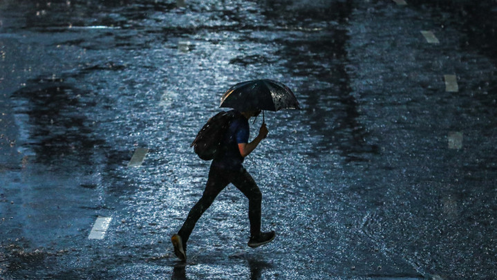 กรมอุตุฯ ประกาศเตือน "ไทยตอนบน" รับมือพายุฤดูร้อน 29 เม.ย.-1 พ.ค. 