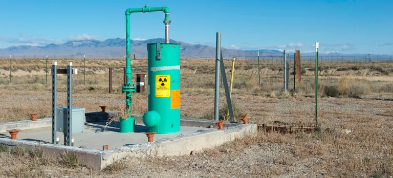 การบำบัดสิ่งปฏิกูลทางชีววิทยาด้วยทั้งบำบัด Bioremediation
