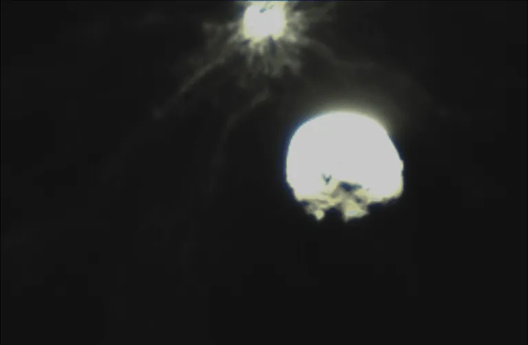 ภาพถ่ายการชนของยาน DART กับดาวเคราะห์น้อย Dimorphos ซึ่งภาพถูกถ่ายโดยยาน CubeSat ชื่อว่า LICIACube ที่มา NASA