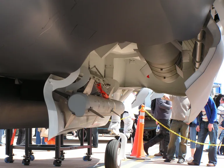อาวุธเครื่องบินรบ F-35