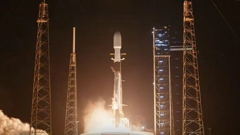 Falcon 9 ภาพจาก SpaceX