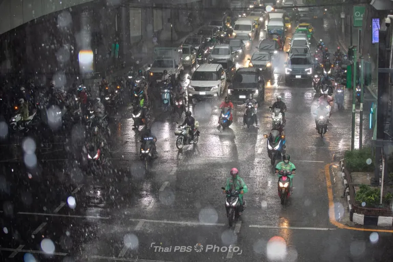 สัญญาณเตือนจากธรรมชาติ! พายุจะมา ฝนตกหนัก พวกเราเตรียม-พร้อมระวังตัว