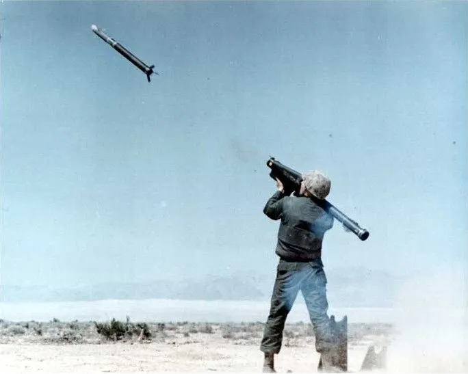 MANPADS รุ่นแรกใช้การแผ่รังสีอินฟราเรดของเป้าหมายในการติดตาม
