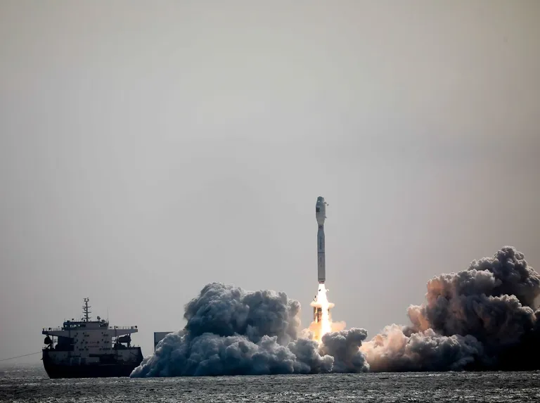 จีนปล่อยจรวดแบบ Sea Launch ภาพ GISTDA