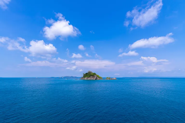 beautiful-beach-view-koh-chang-island