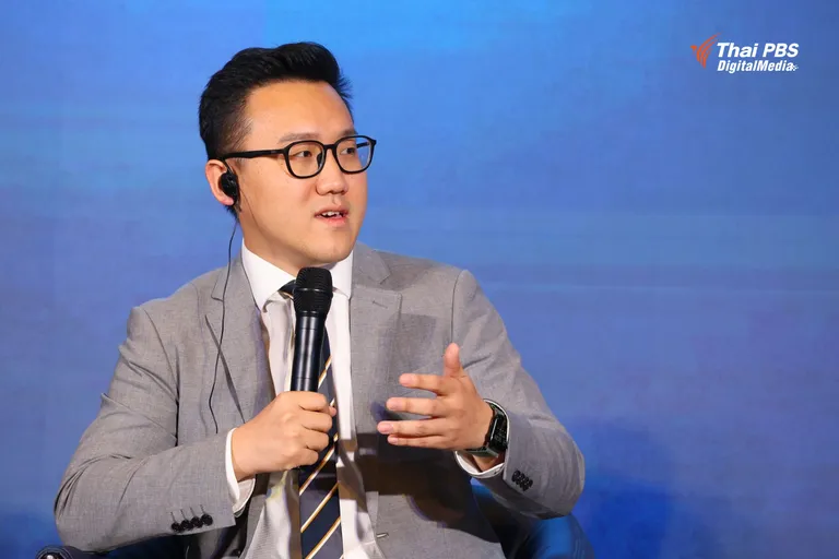 หยาง เฉิงซี ผู้สื่อข่าวอาวุโส สถานีโทรทัศน์ CGTN