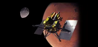 ภาพวาดของยาน MMX ในวงโคจรรอบดาวอังคารและดวงจันทร์โฟบอส ภาพจาก JAXA