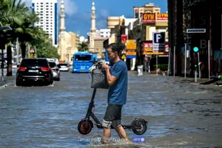ฝนเทียม หรือ Climate Change ทำ "ดูไบ" ฝนตกหนัก น้ำท่วม