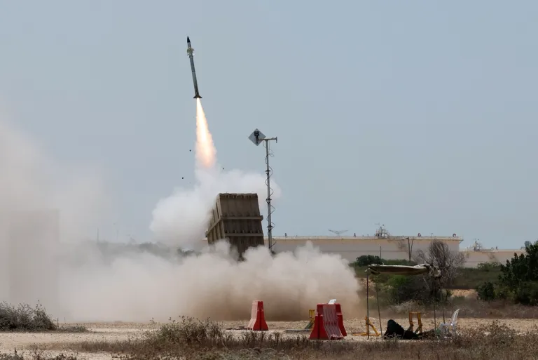 ระบบอัจฉริยะ Iron Dome 1.jpg
