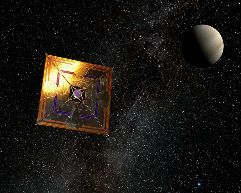 ภาพวาดยาน IKAROS ของ JAXA ที่ใช้เทคโนโลยีใบเรือสุริยะ โต้แสงอาทิตย์ไปยังดาวศุกร์