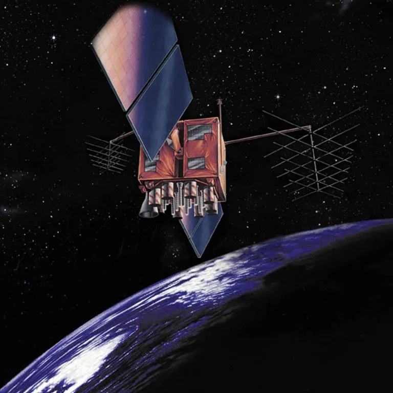 ภาพวาดดาวเทียม GPS block II-R ภาพจาก US Goverment