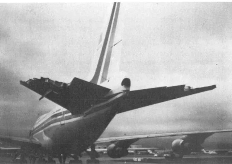ปีกยก (Elevator) ที่ได้รับความเสียหายของเครื่องบิน Boeing 747SP ของสายการบิน China Airlines เที่ยวบิน 006
