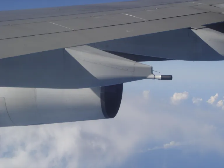 ท่อทิ้งเชื้อเพลิงของเครื่องบิน Airbus A340