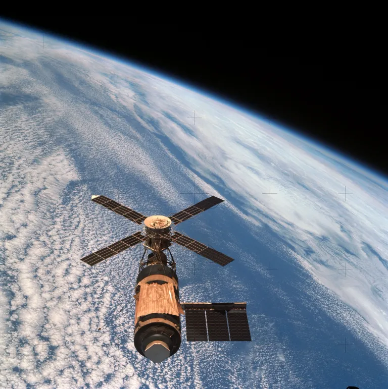 ภาพถ่ายสุดท้ายของสถานีอวกาศ Skylab จากลูกเรือภารกิจ Skylab 4