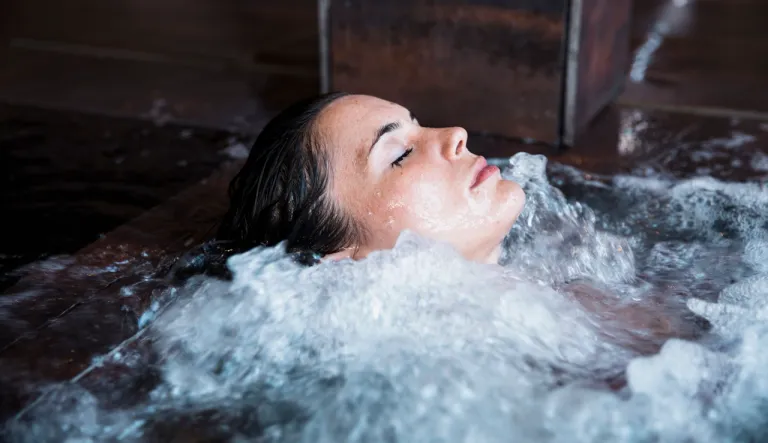 woman-relaxing-whirlpool