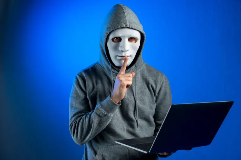 Scammer