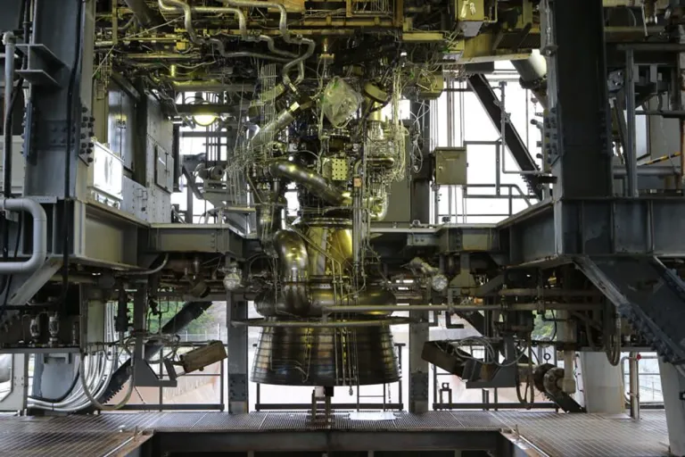 ภาพถ่ายเครื่องยนต์จรวด LE-9 ซึ่งเป็นเครื่องยนต์จรวดหลักของจรวด H3 ภาพโดย JAXA