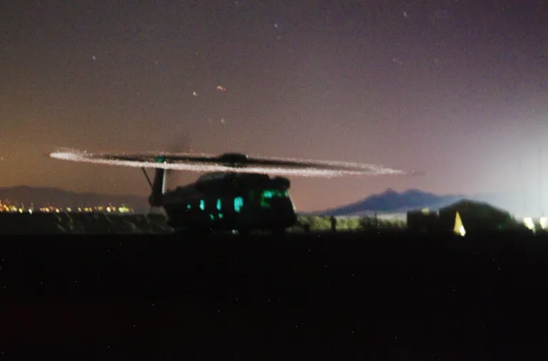ปรากฏการณ์ Kopp-Etchells จากเฮลิคอปเตอร์ CH-47 Chinook