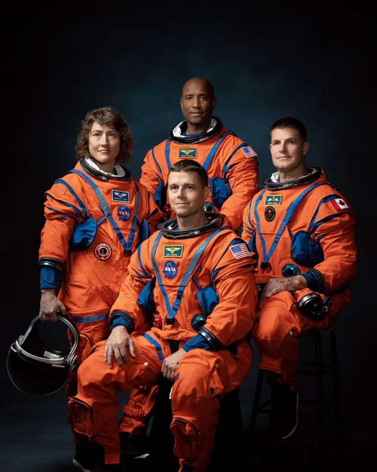 ภาพสี่นักบินอวกาศในภารกิจ Artemis 2 ภาพจาก NASA