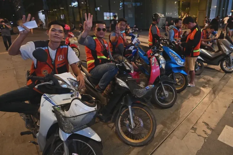วินมอเตอร์ไซค์ในกรุงเทพมหานคร : ที่มาภาพ AFP
