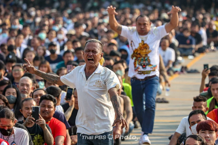 ศิษยานุศิษย์ร่วมงานไหว้ครู 