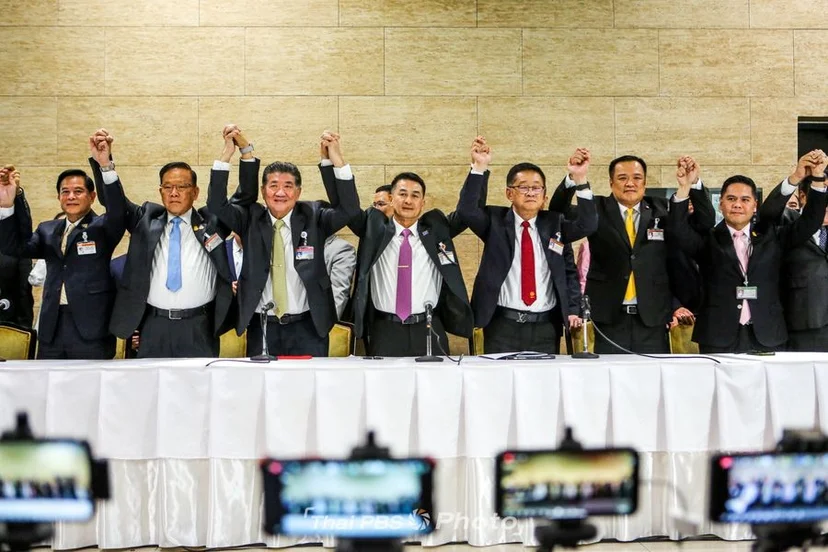 ดีลจบ 11 พรรคตั้ง 
